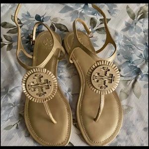 New Gold Tory Burch sandals size 8.5